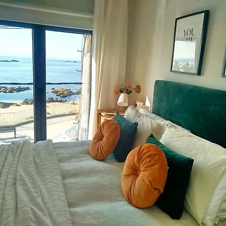 Casa Da Fonteseca A Pie De Playa Holiday home *